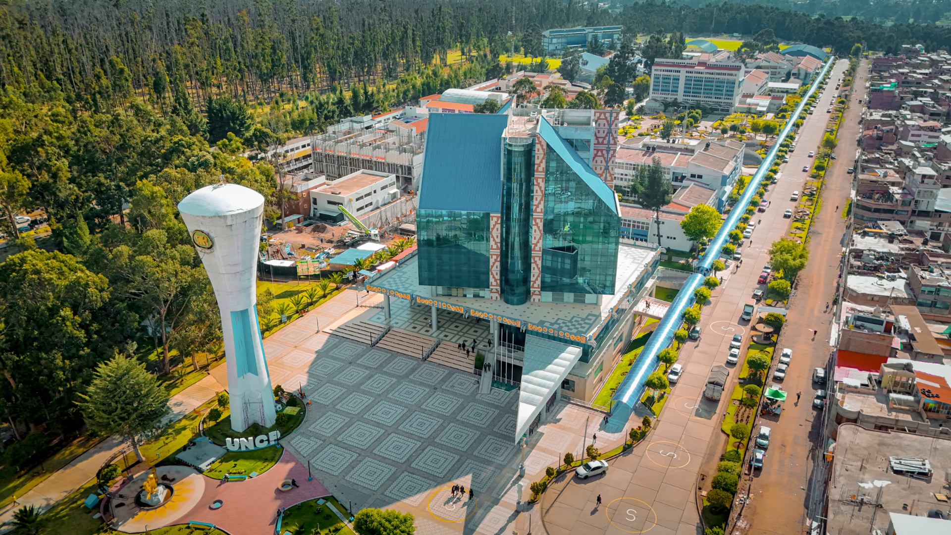 Participación Estudiantil en la Gobernanza Transparente